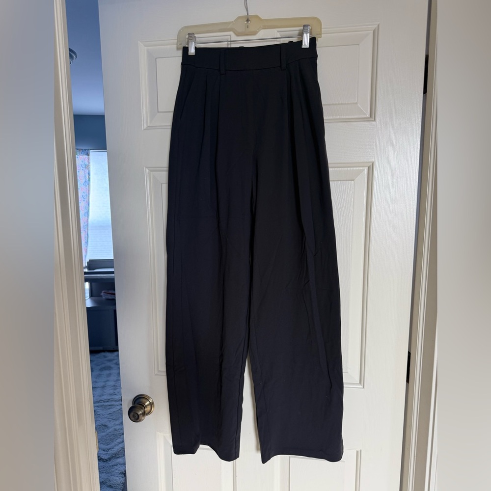 Lululemon High Waisted Day Drift Wide Leg Trouser